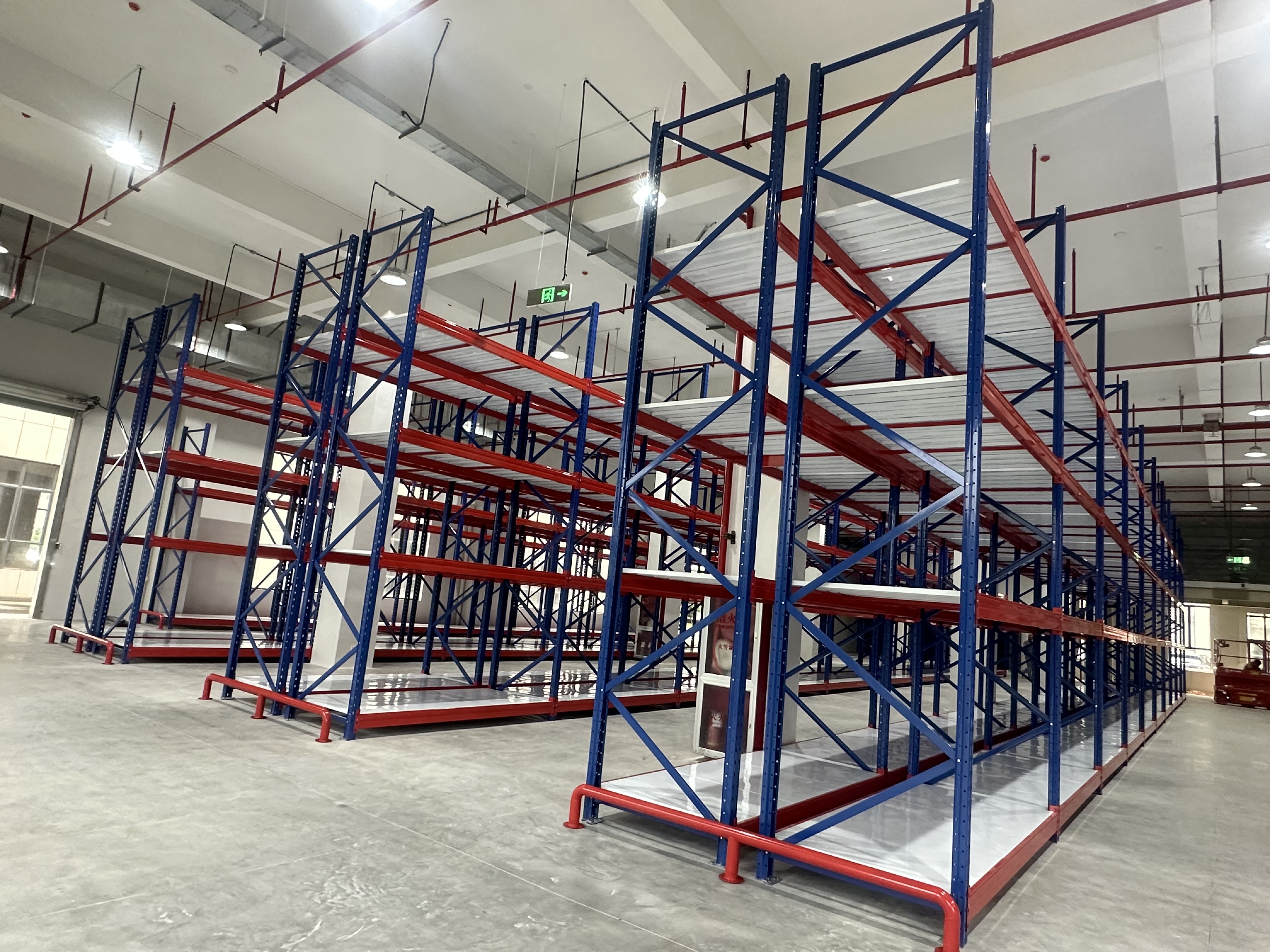 Which Is The Best Warehouse Shelf And How To Choose?