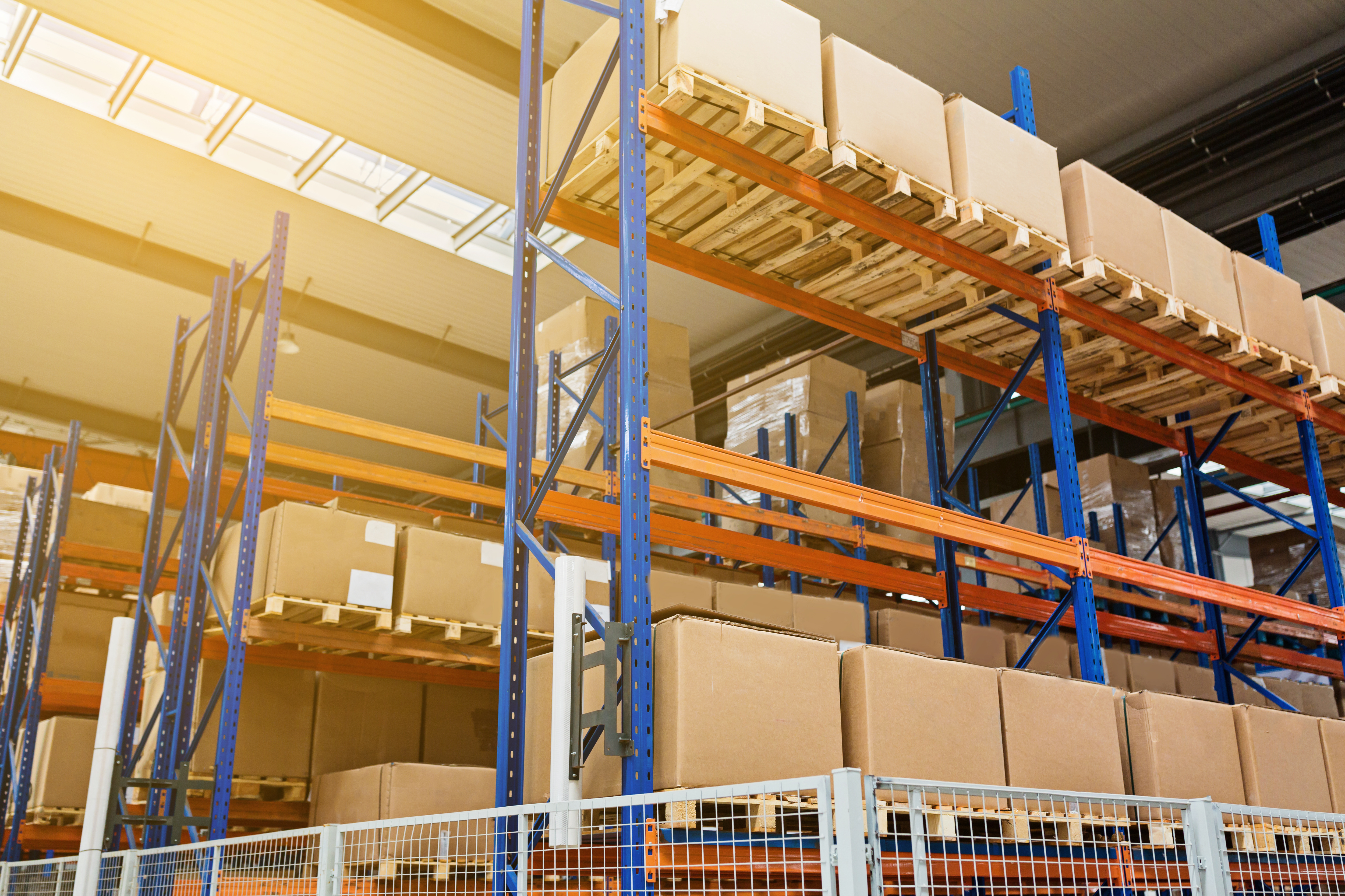 Smart Warehousing: Strategies for Effective Warehouse Shelving